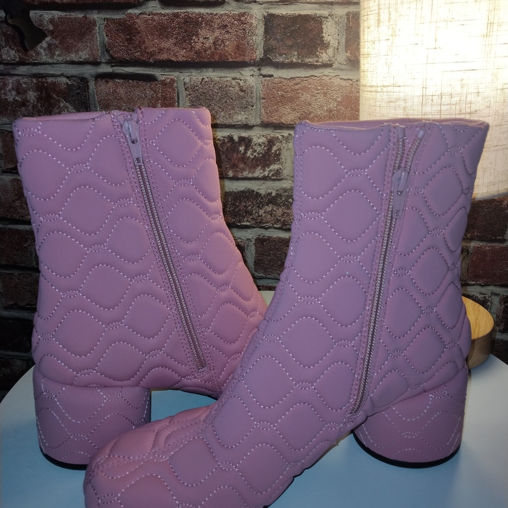 NWT Camper Pink Quilted Winter Boots - Picture 5 of 7